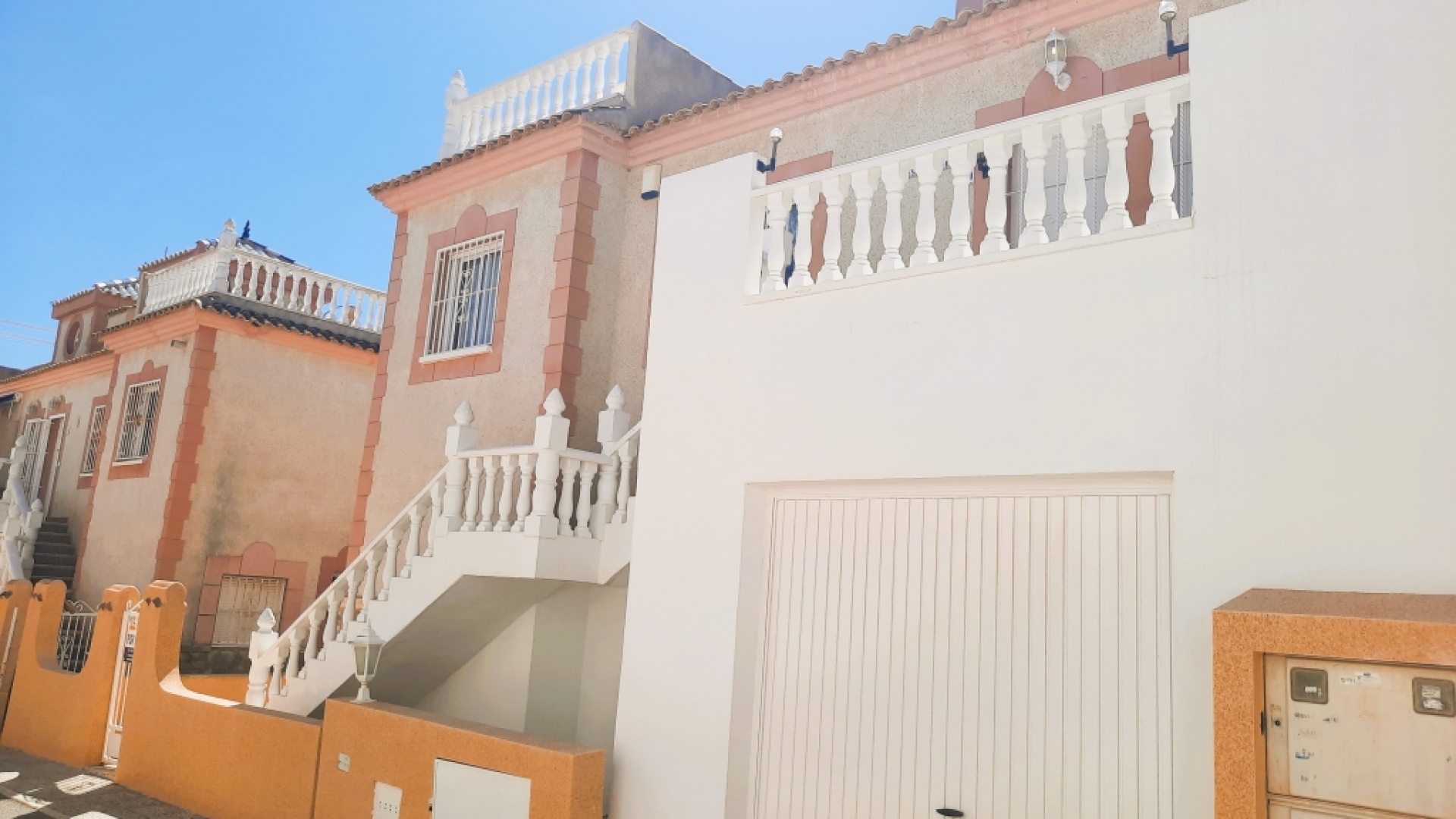 Återförsäljning - Villa - Playa Flamenca - flamingo hills