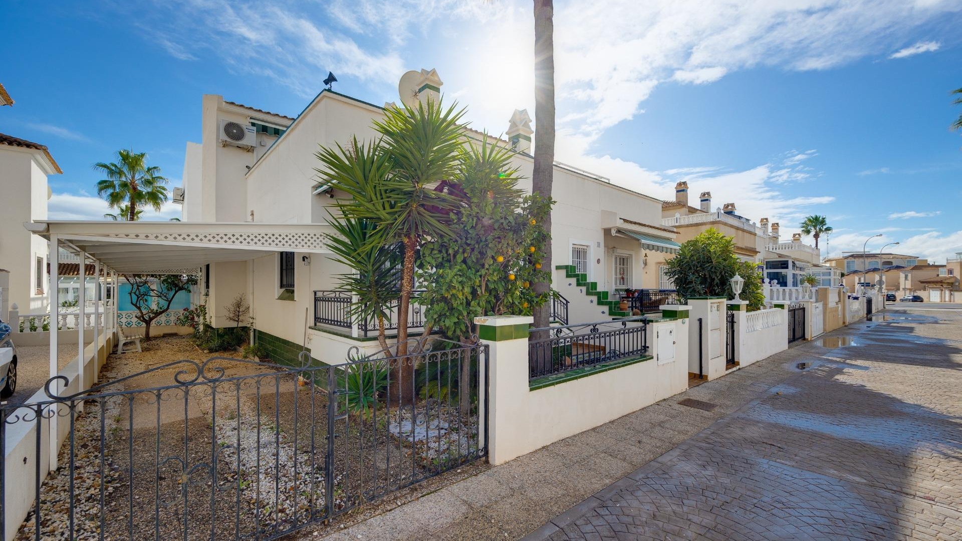 Återförsäljning - Villa - Playa Flamenca - jumilla