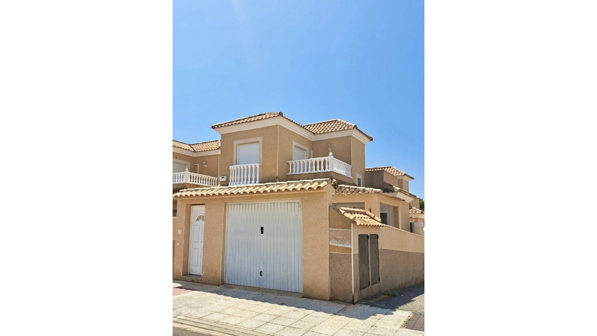 Återförsäljning - Villa - Playa Flamenca - La Pinada