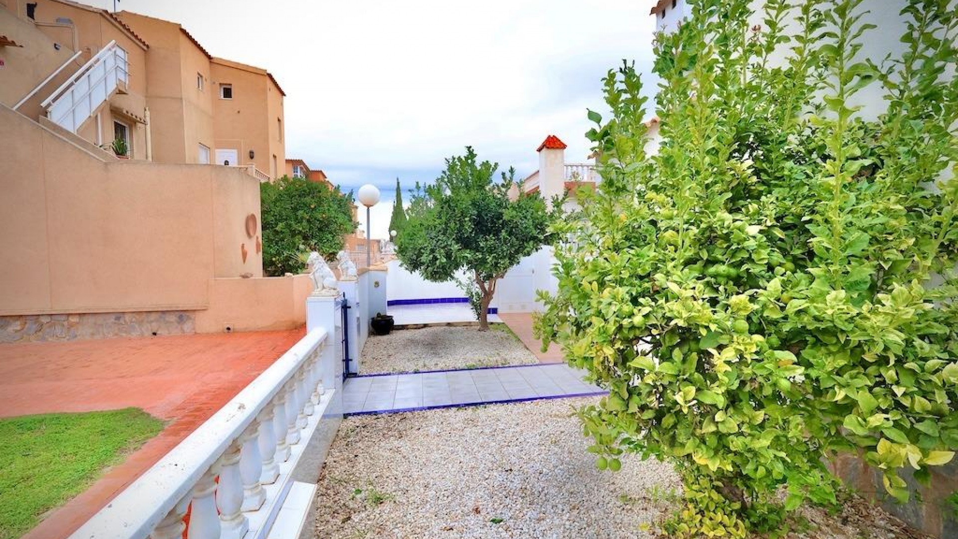 Återförsäljning - Villa - Playa Flamenca - las mismosas