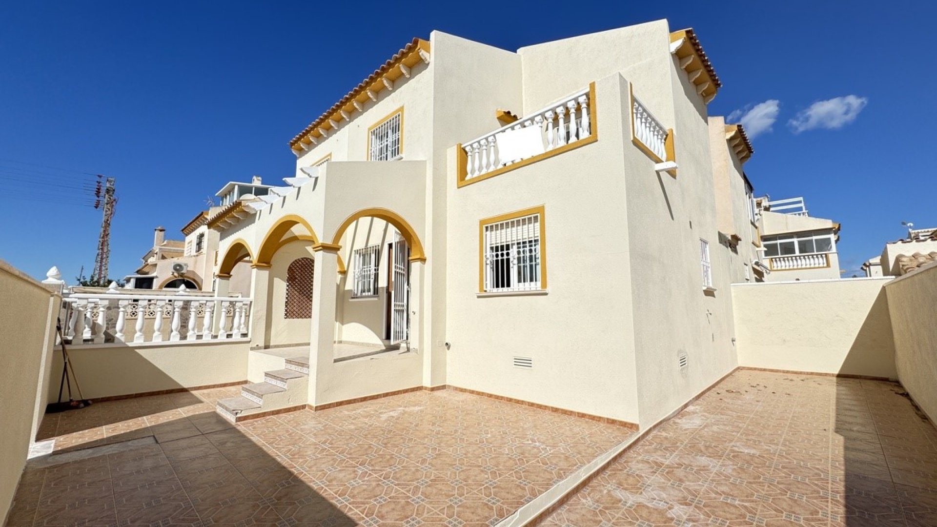 Återförsäljning - Villa - Playa Flamenca - perla del mar