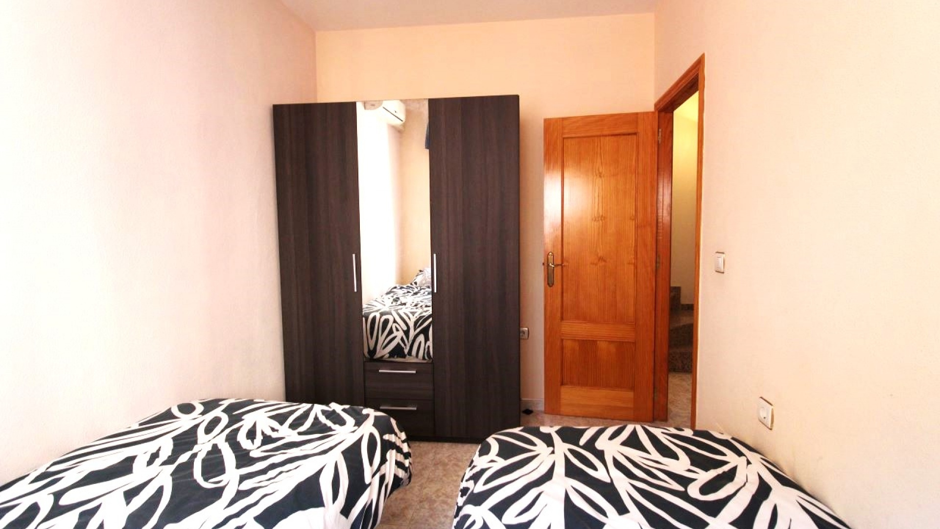 Återförsäljning - Villa - Playa Flamenca - pueblo caballero