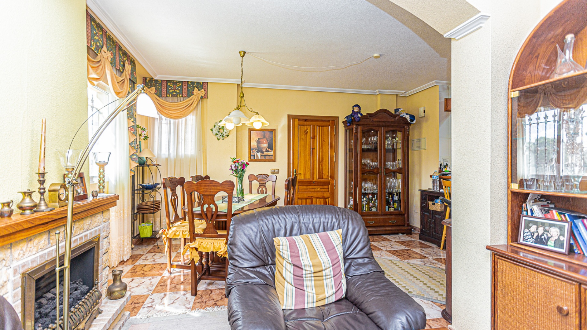 Återförsäljning - Villa - Playa Flamenca - san jose