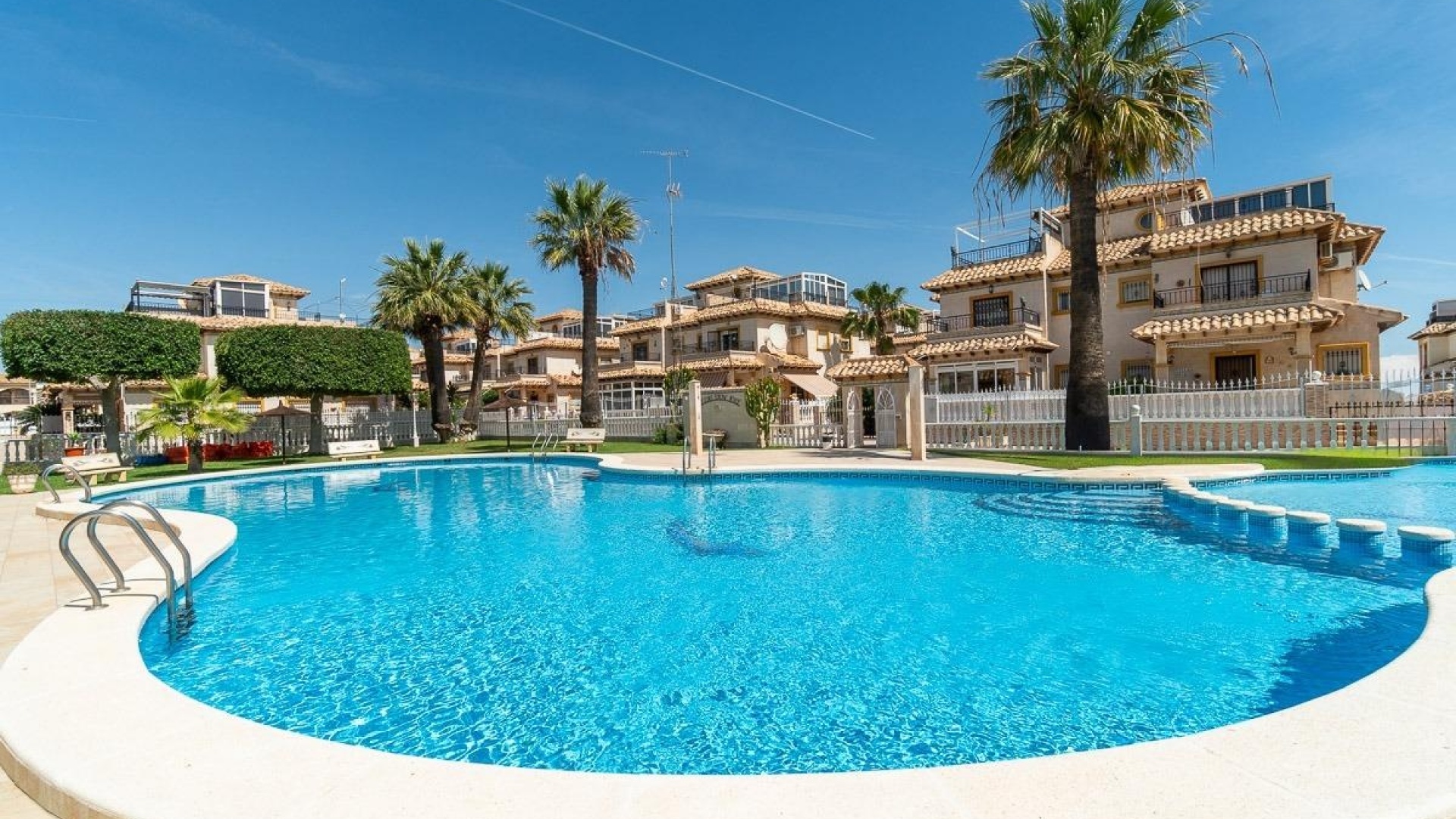 Återförsäljning - Villa - Playa Flamenca - san jose