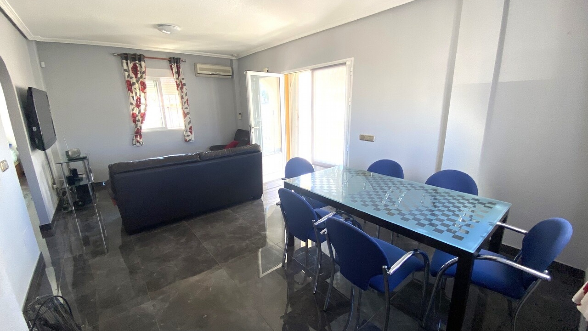 Återförsäljning - Villa - Playa Flamenca - san jose