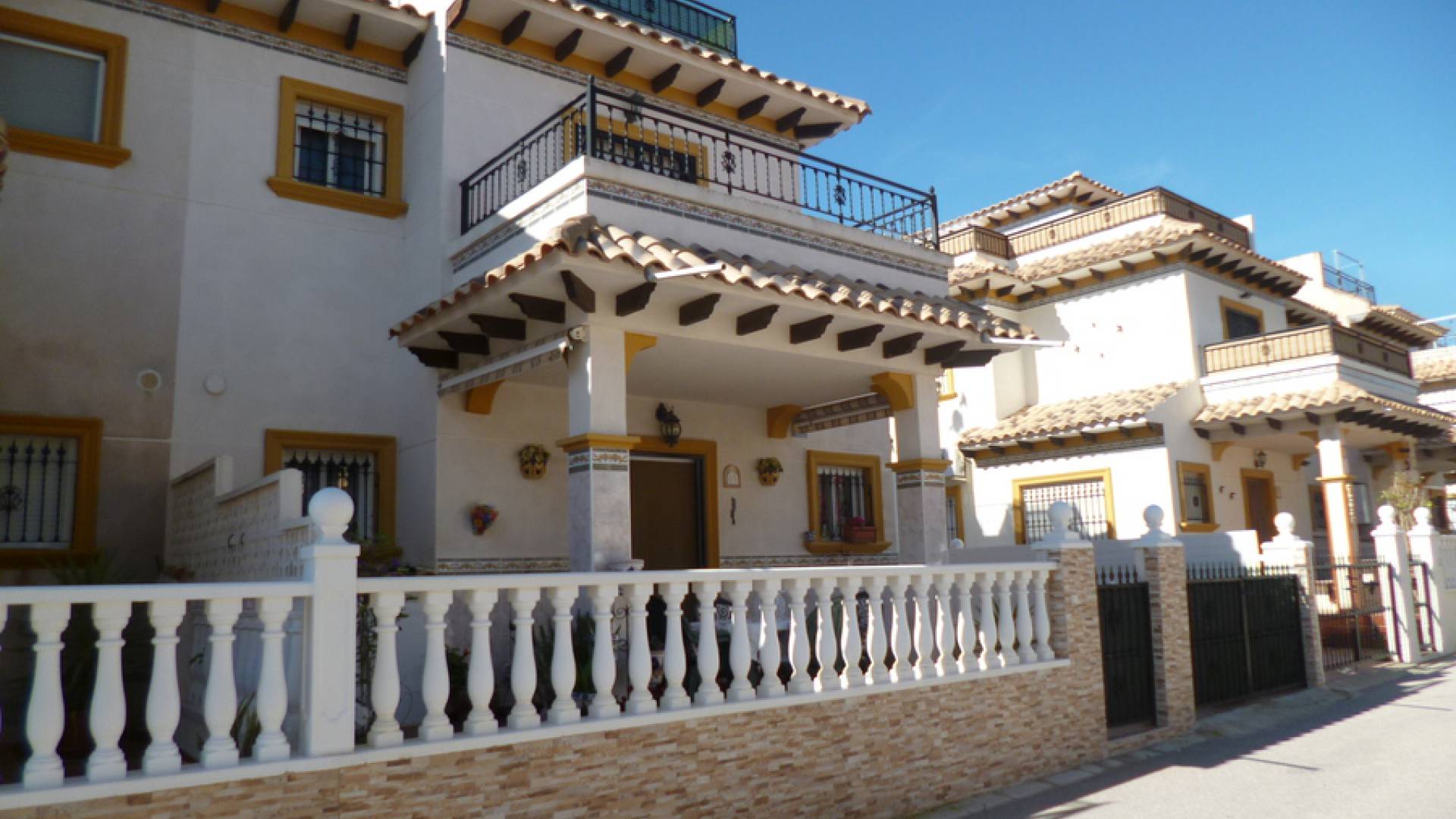 Återförsäljning - Villa - Playa Flamenca - san jose