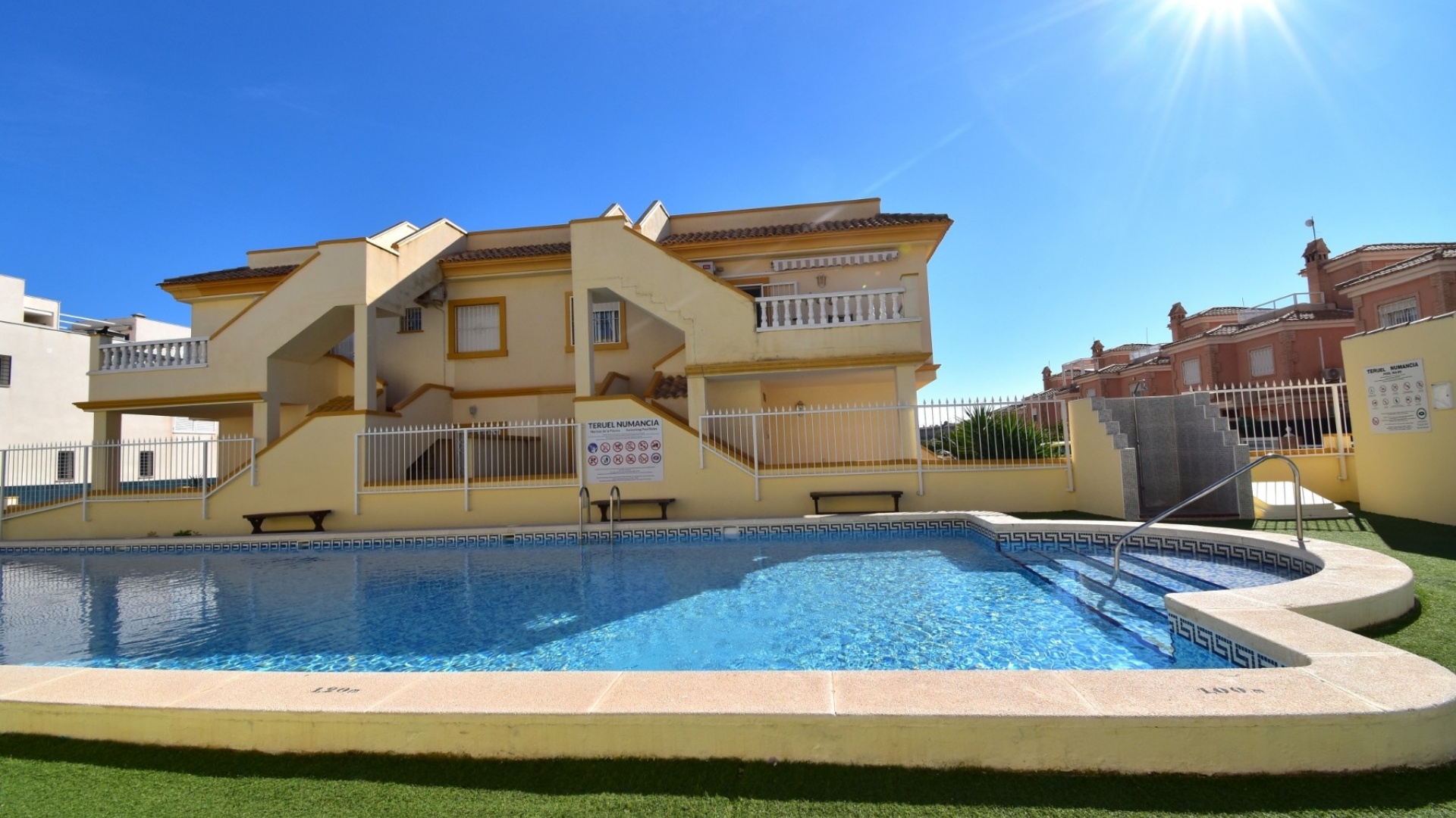 Återförsäljning - Villa - Playa Flamenca - Teruel Numancia