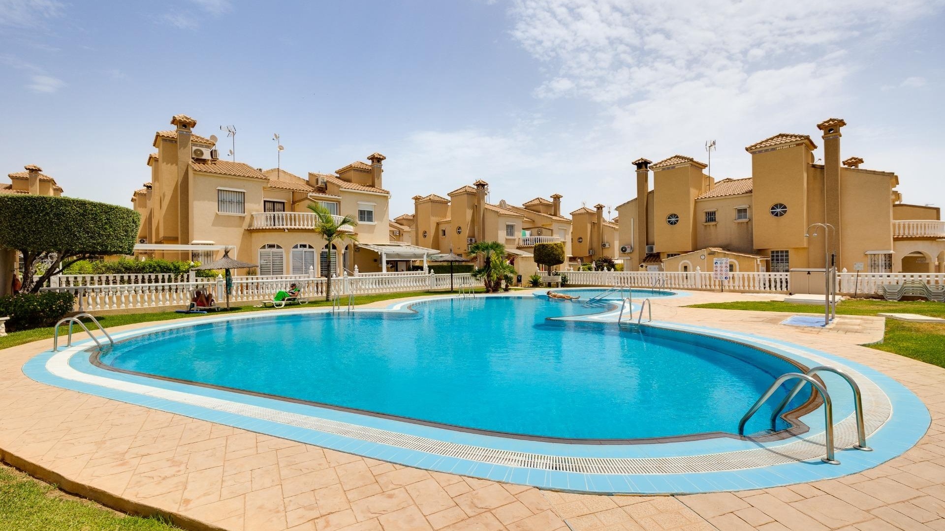 Återförsäljning - Villa - Playa Flamenca - zodiaco
