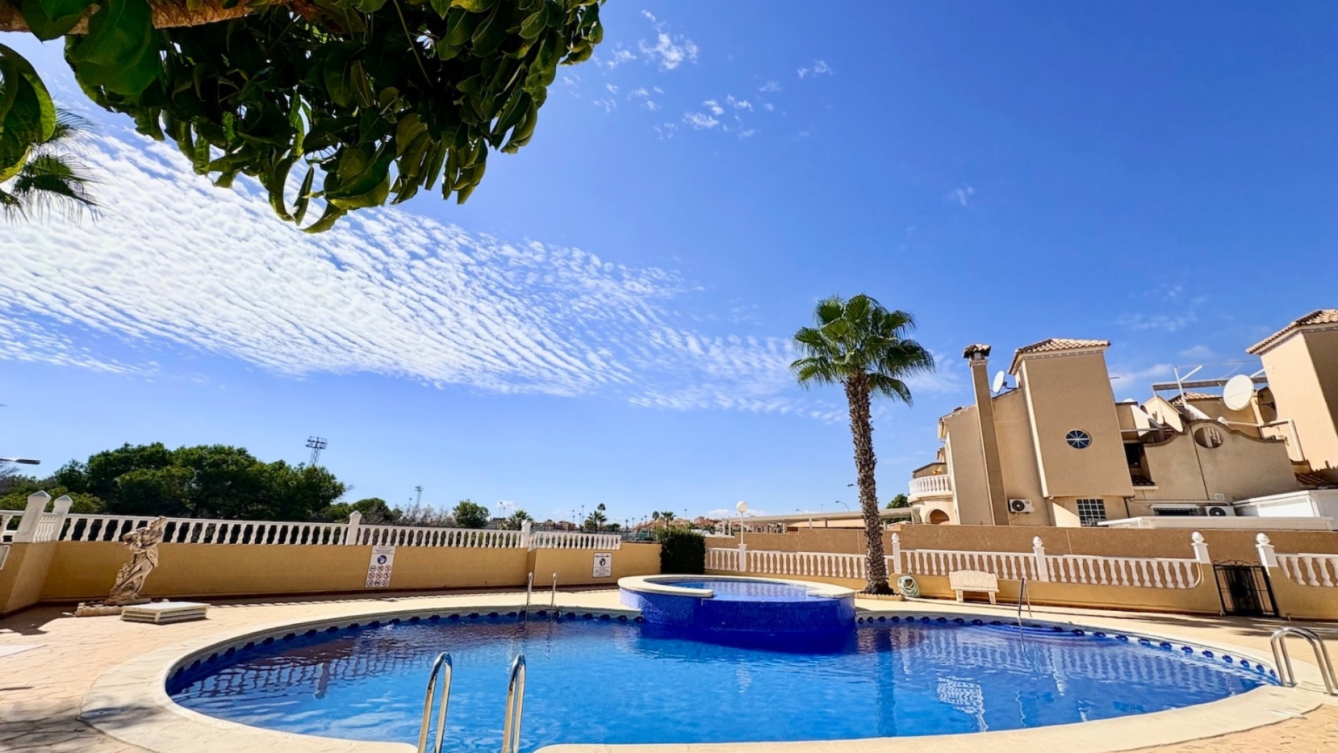 Återförsäljning - Villa - Playa Flamenca - zodiaco