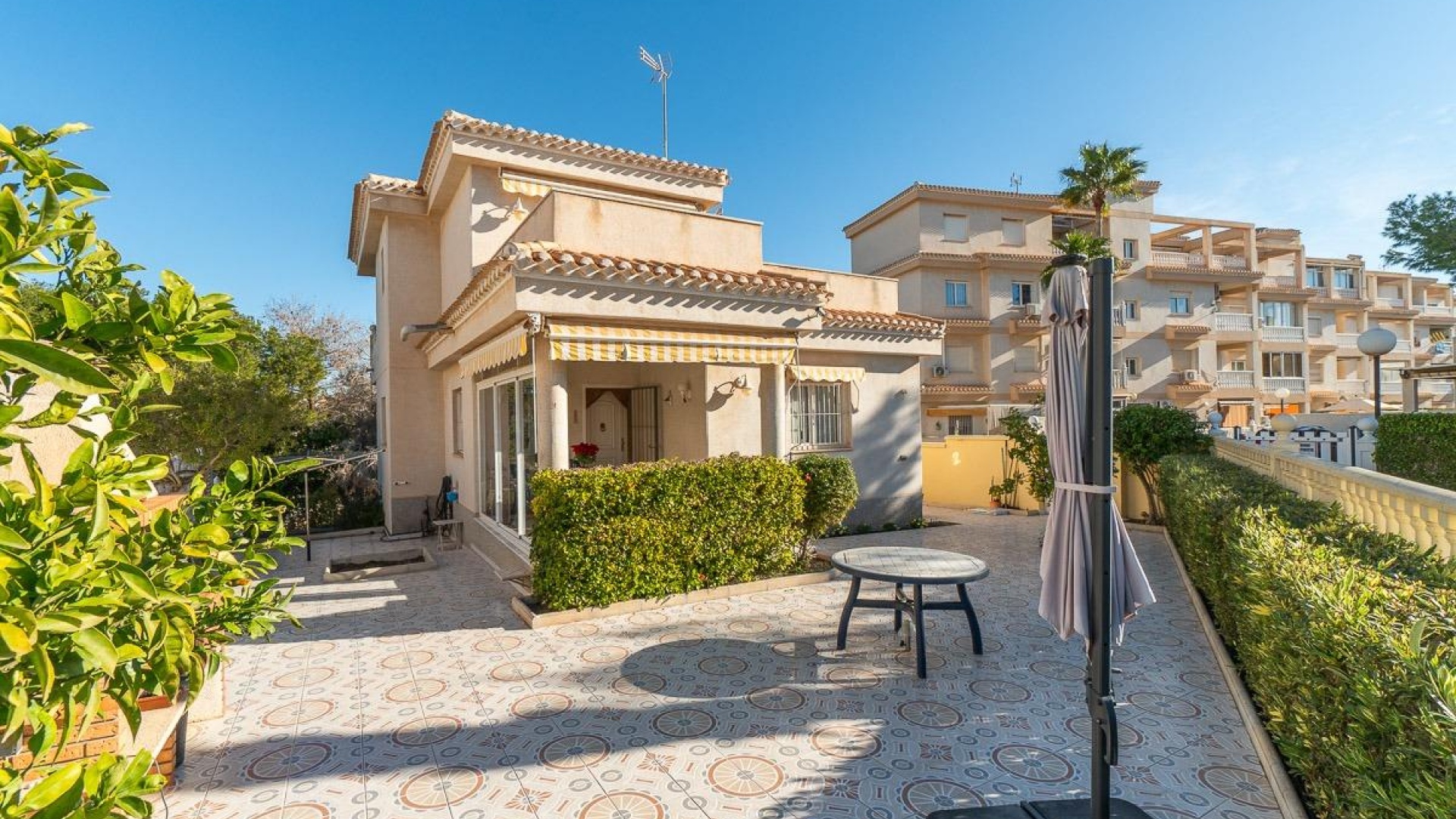 Återförsäljning - Villa - Playa Flamenca