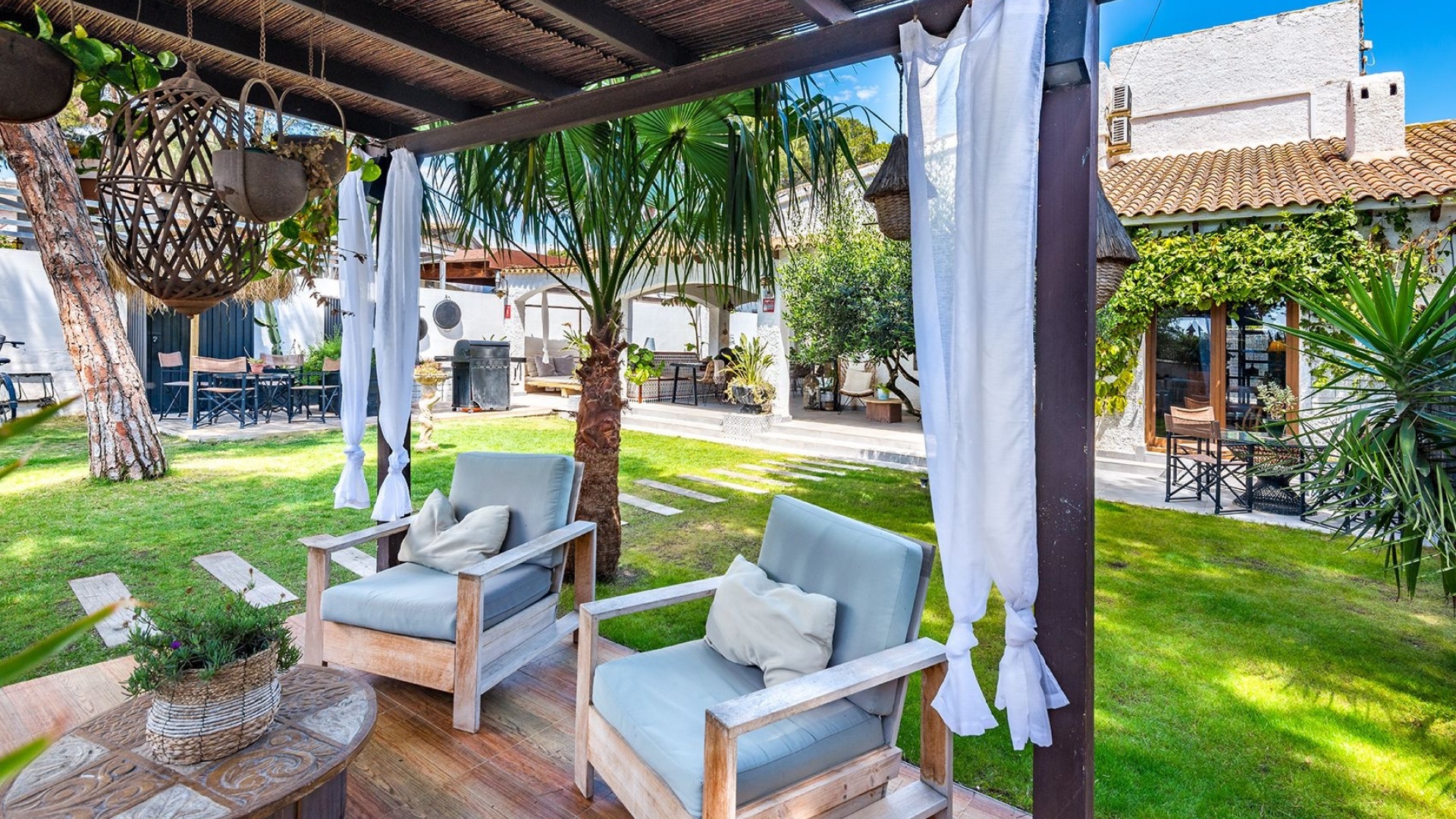 Återförsäljning - Villa - Punta Prima - beachside punta prima