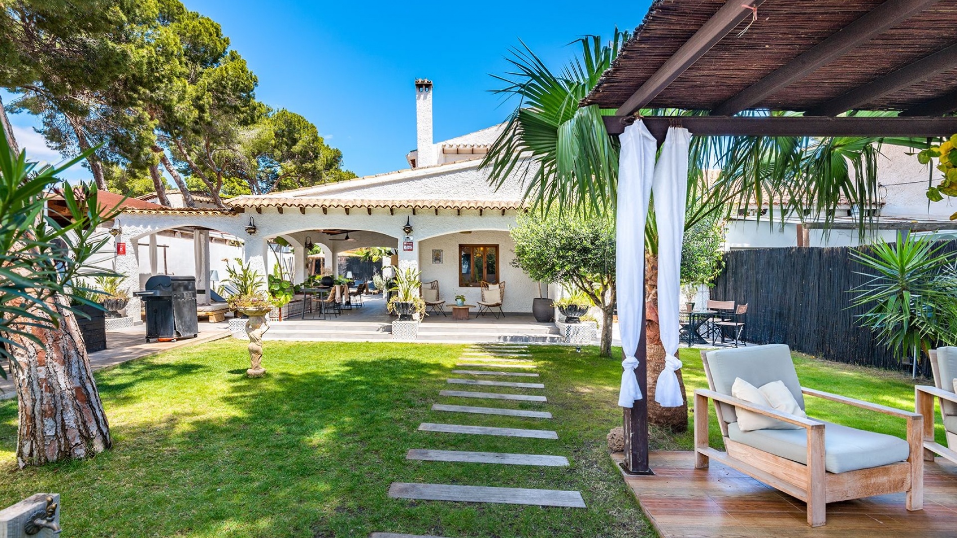 Återförsäljning - Villa - Punta Prima - beachside punta prima