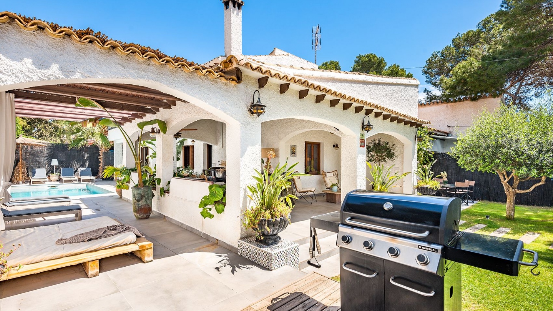 Återförsäljning - Villa - Punta Prima - beachside punta prima