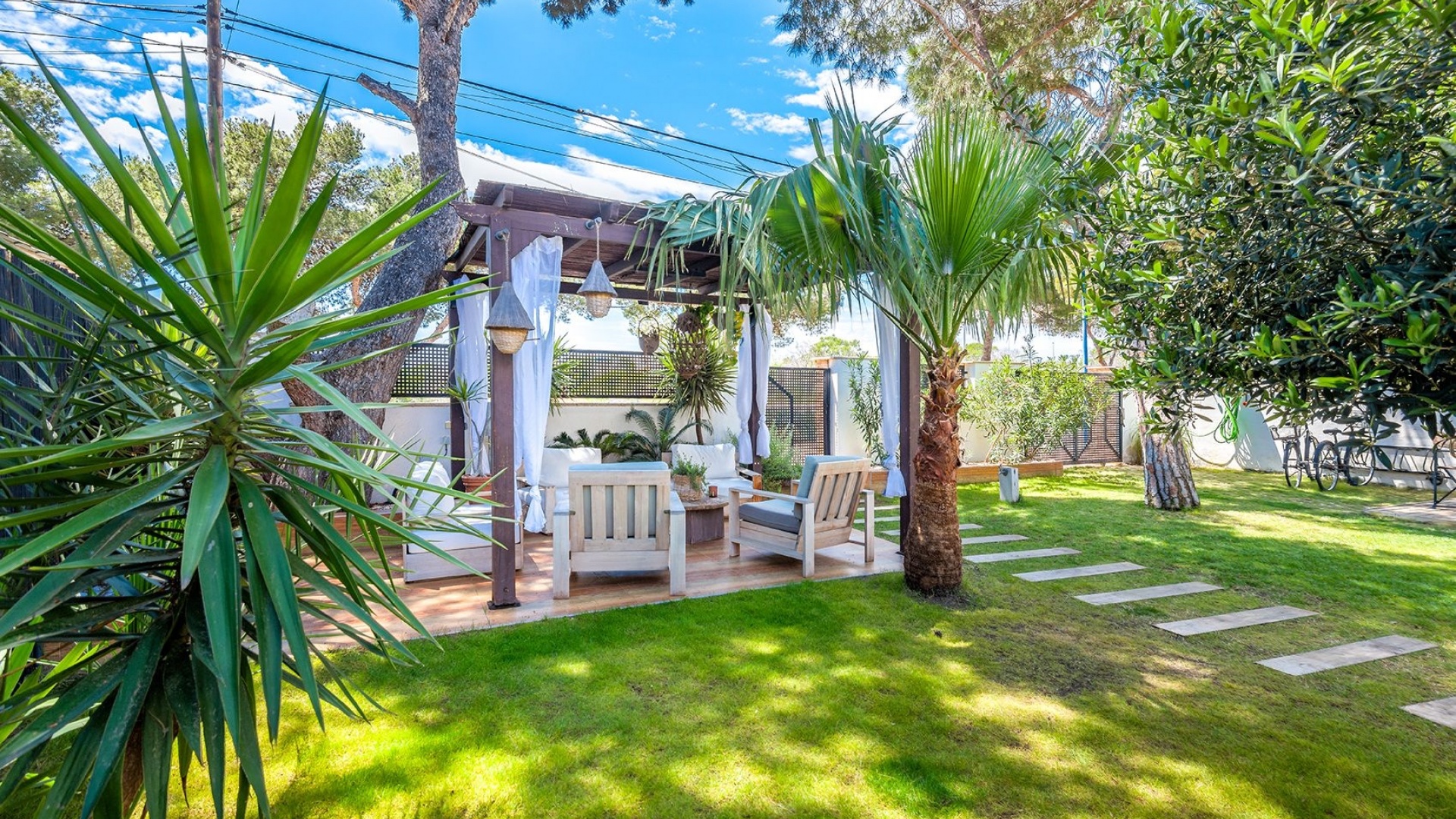 Återförsäljning - Villa - Punta Prima - beachside punta prima