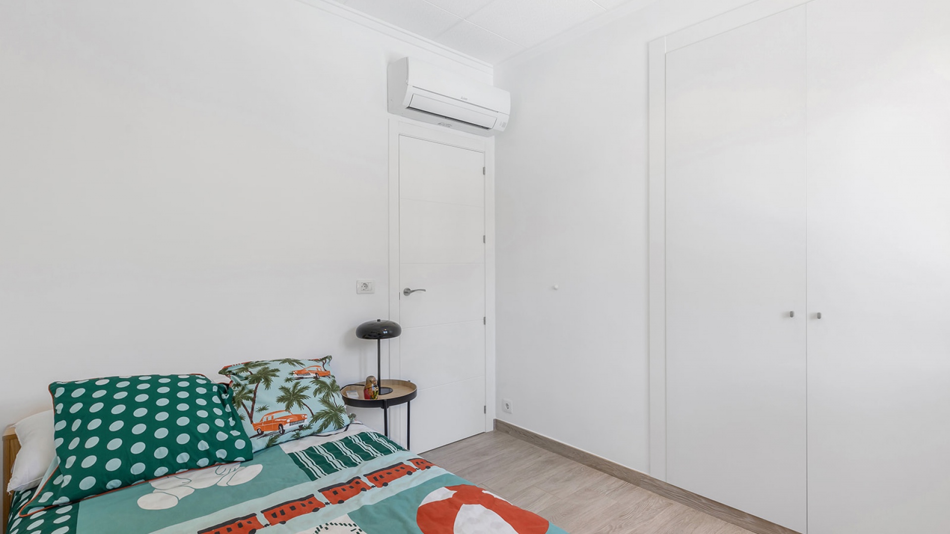 Återförsäljning - Villa - Punta Prima - beachside punta prima