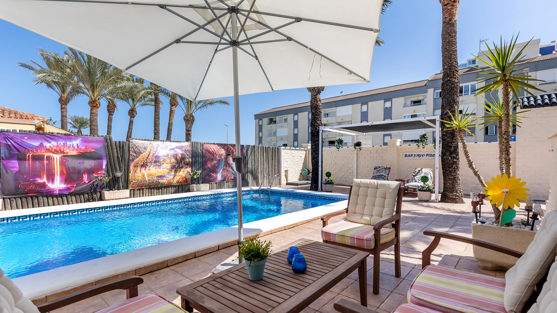 Återförsäljning - Villa - Punta Prima - rocio del mar