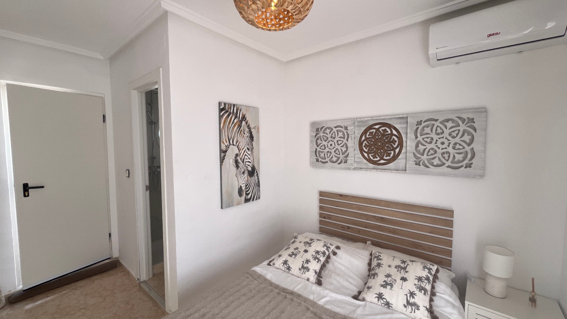 Återförsäljning - Villa - Punta Prima - serena