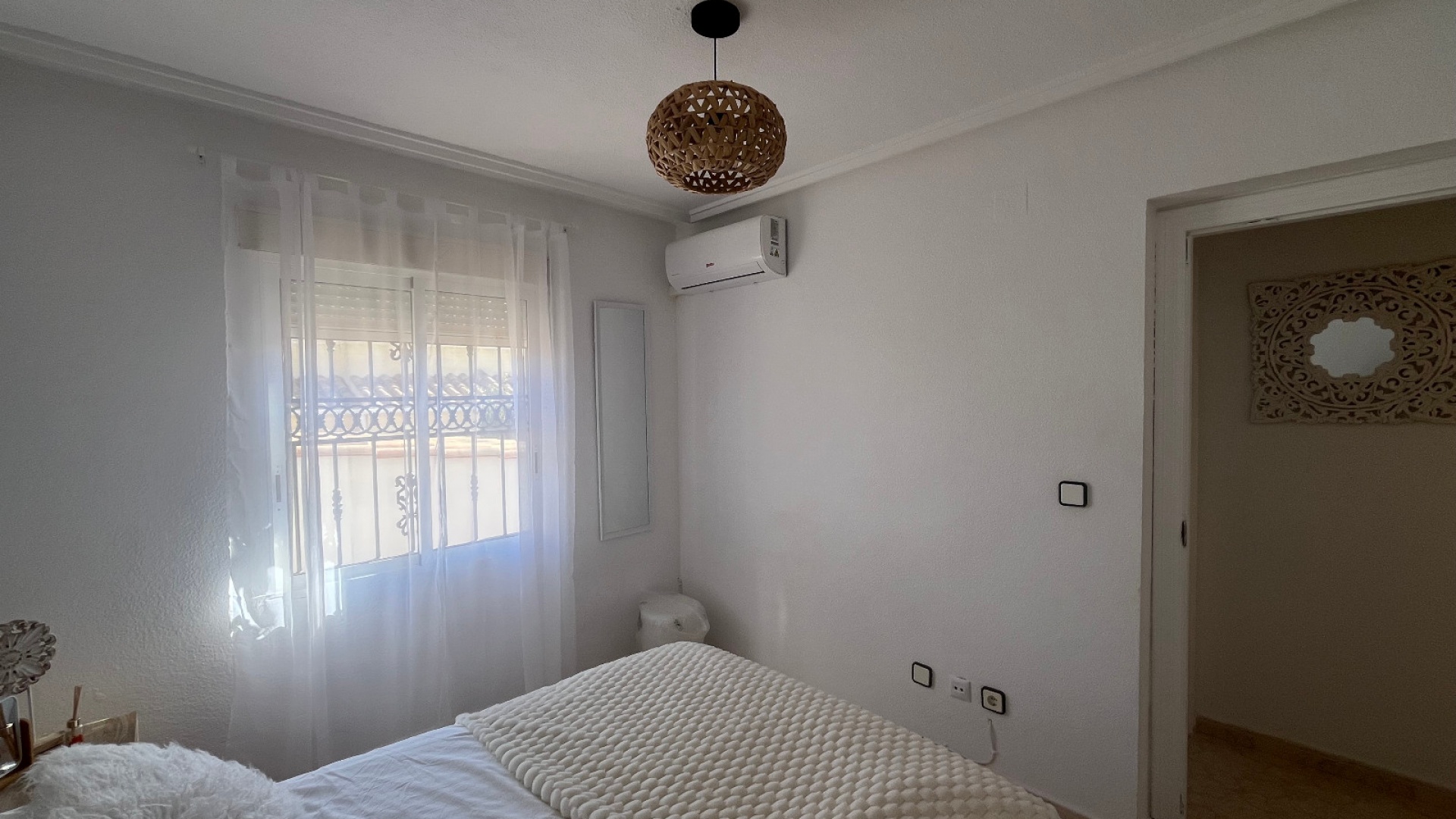 Återförsäljning - Villa - Punta Prima - serena