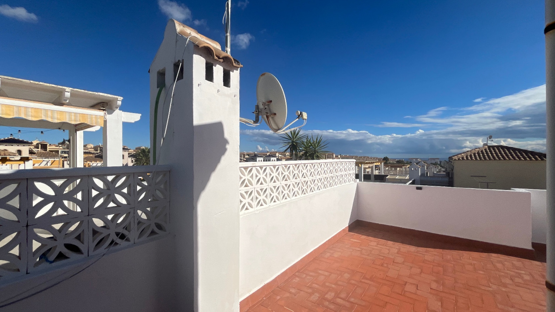 Återförsäljning - Villa - Punta Prima - serena