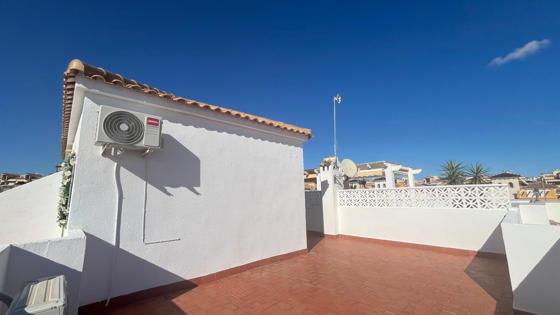 Återförsäljning - Villa - Punta Prima - serena