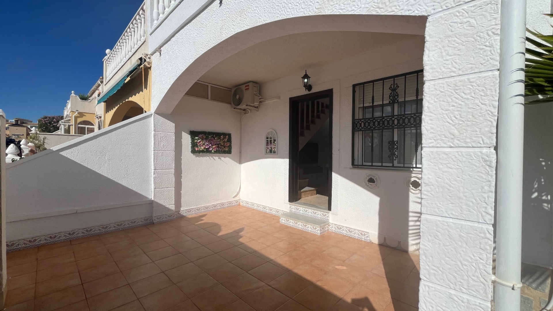 Återförsäljning - Villa - Punta Prima - serena