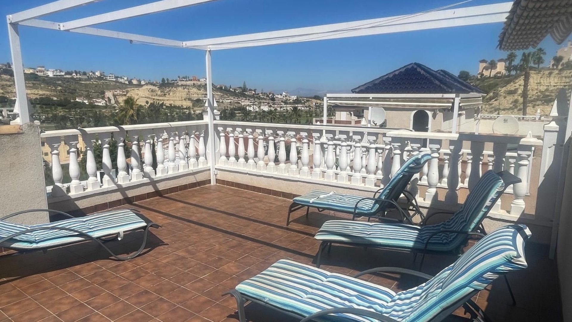 Återförsäljning - Villa - Rojales - Ciudad Quesada