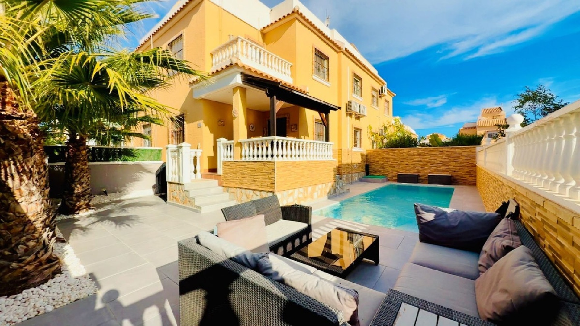 Återförsäljning - Villa - Rojales - Ciudad Quesada
