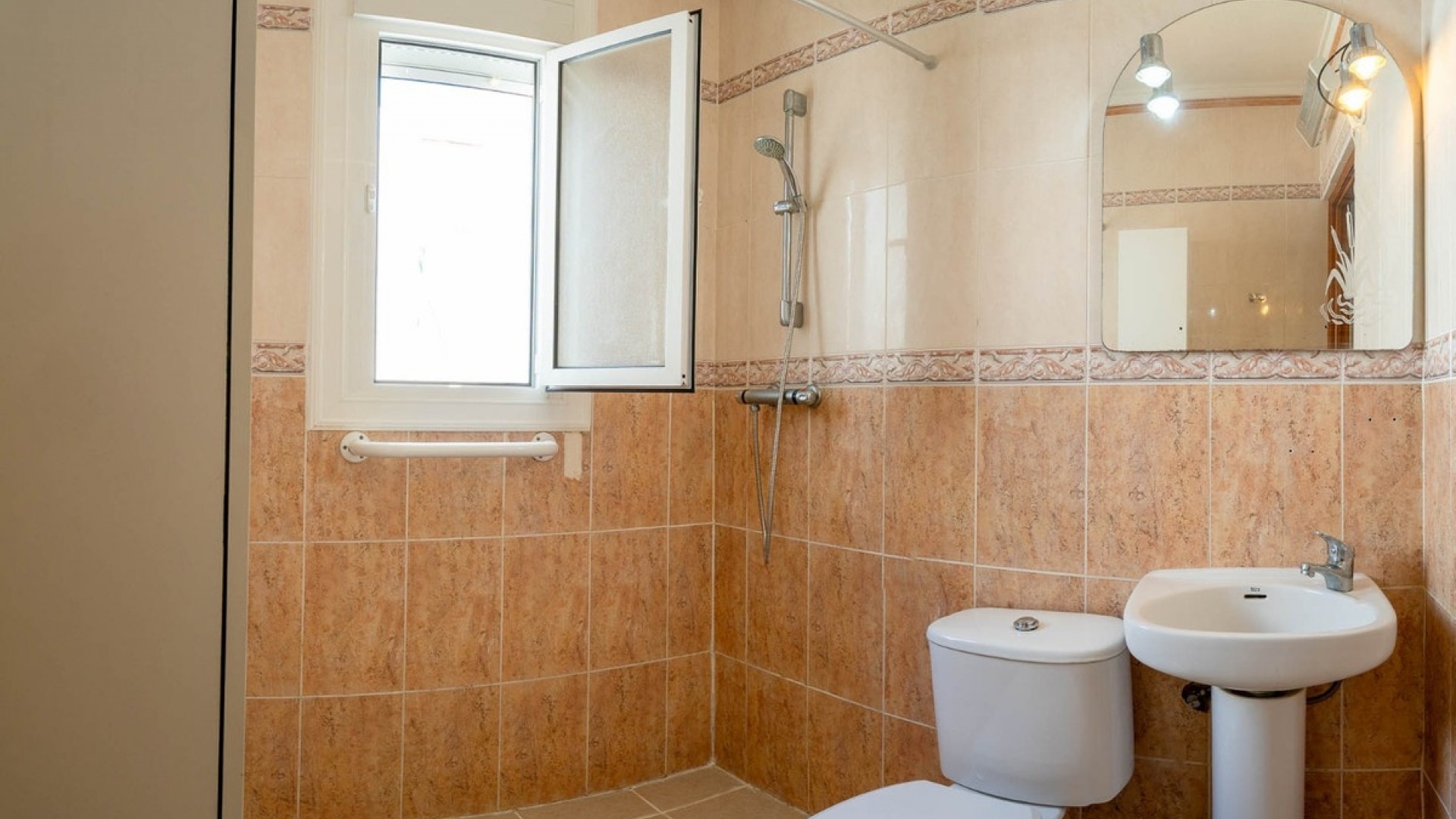 Återförsäljning - Villa - Rojales - Ciudad Quesada