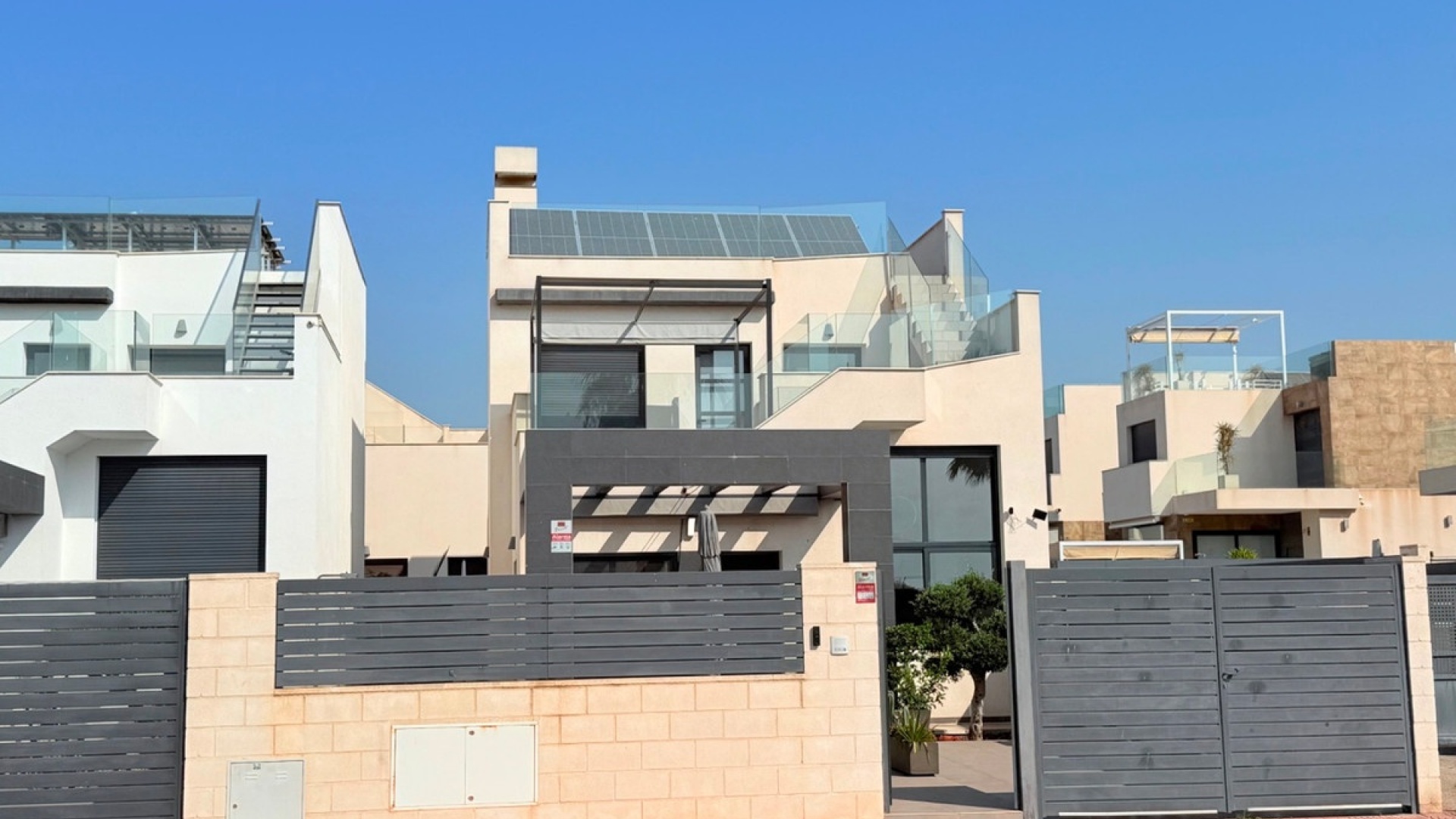 Återförsäljning - Villa - Rojales - Ciudad Quesada