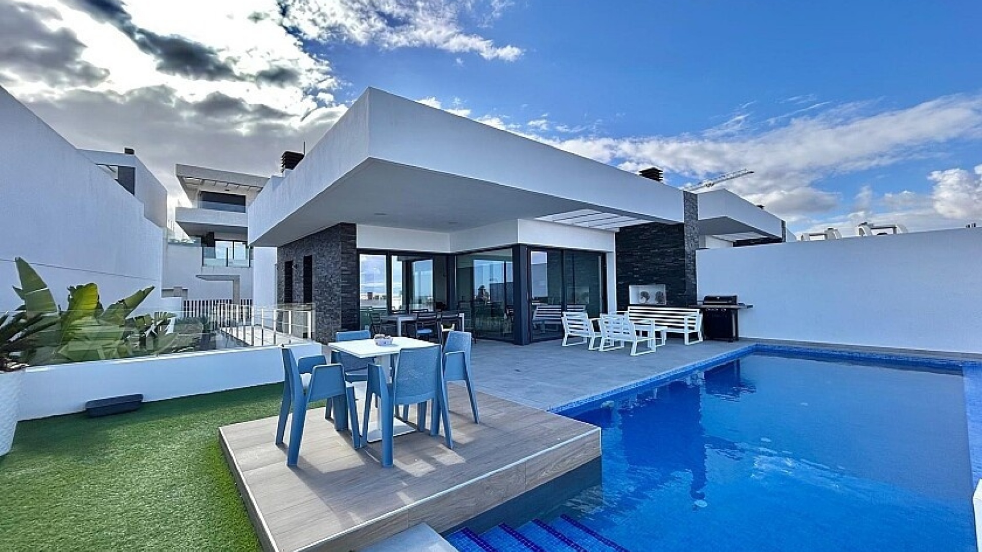 Återförsäljning - Villa - Rojales - Ciudad Quesada
