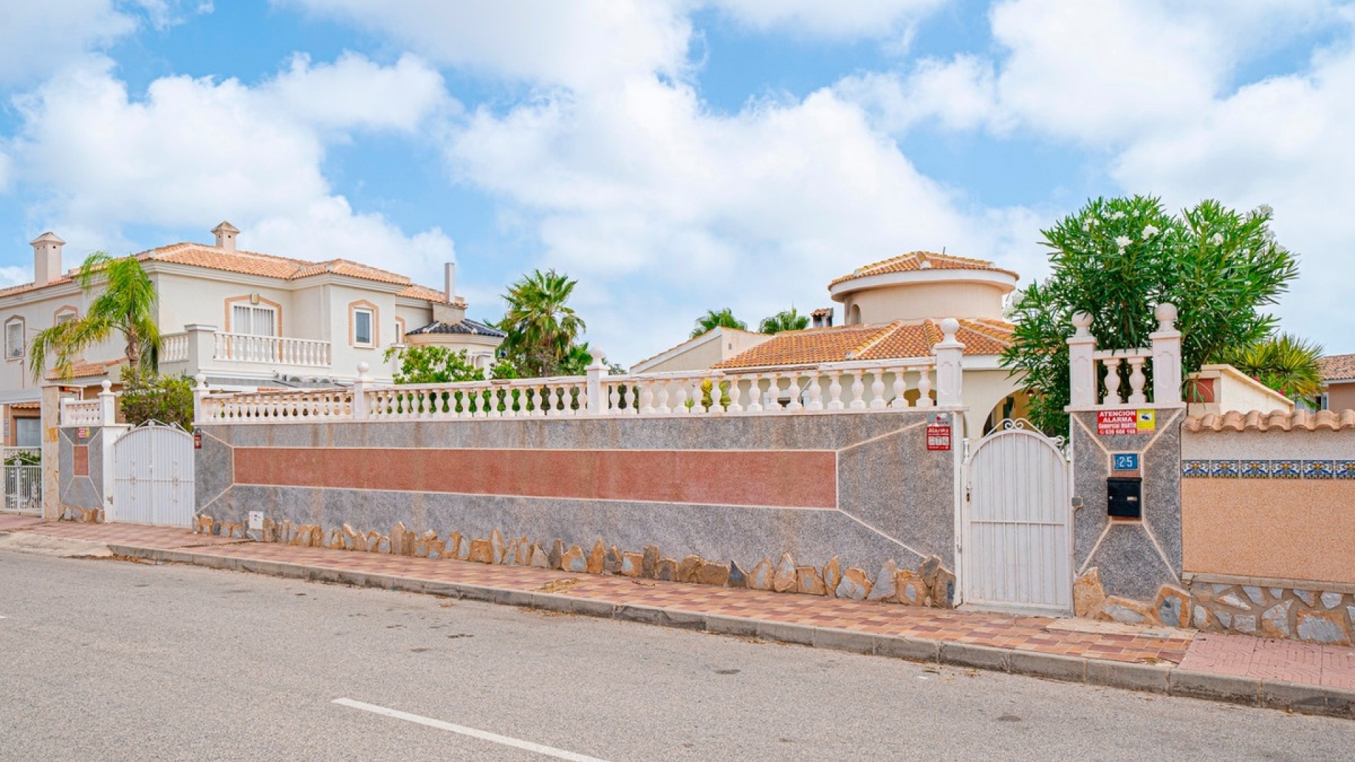 Återförsäljning - Villa - Rojales - Ciudad Quesada
