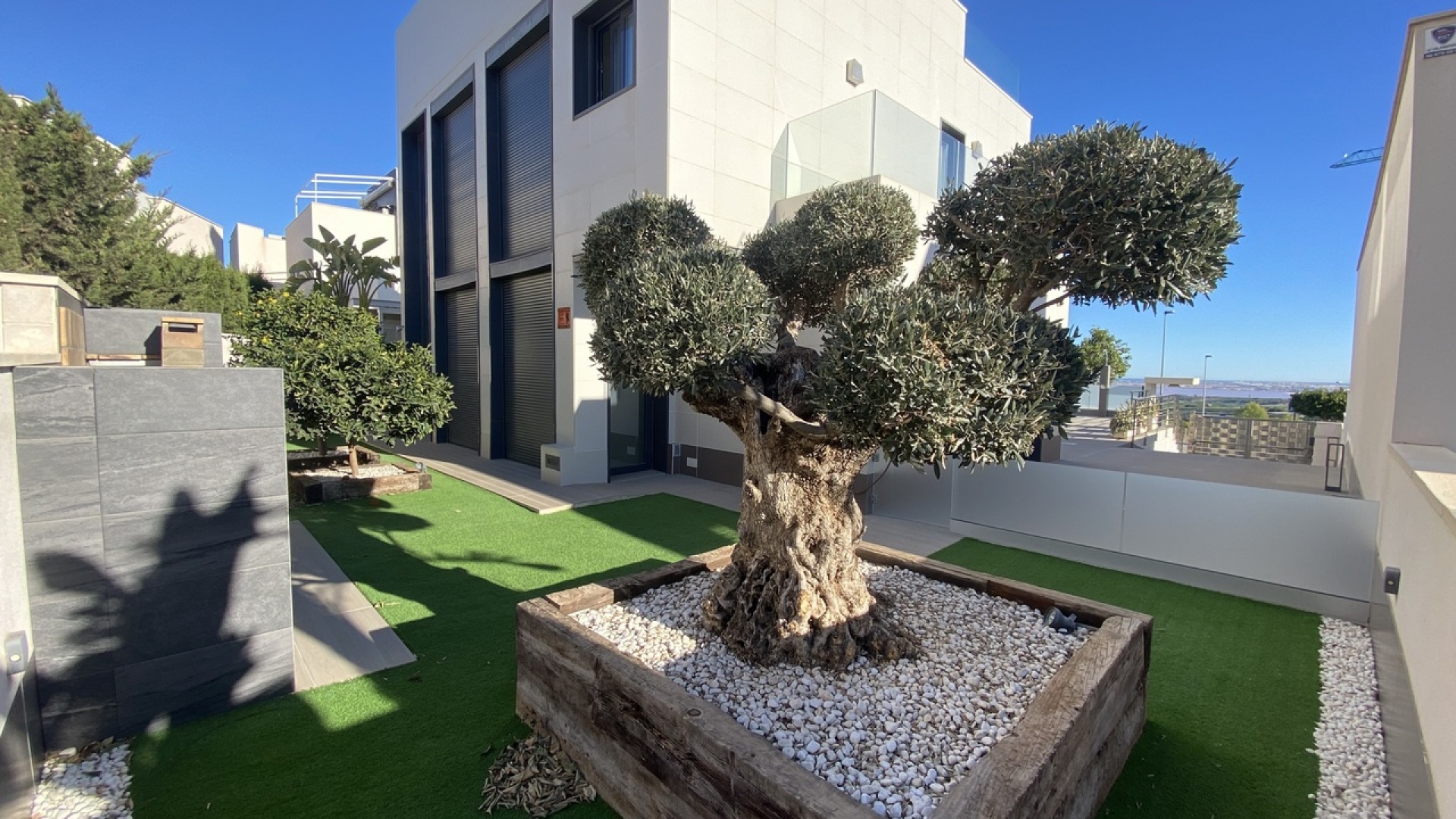 Återförsäljning - Villa - San Miguel de Salinas - Res. Bellavista