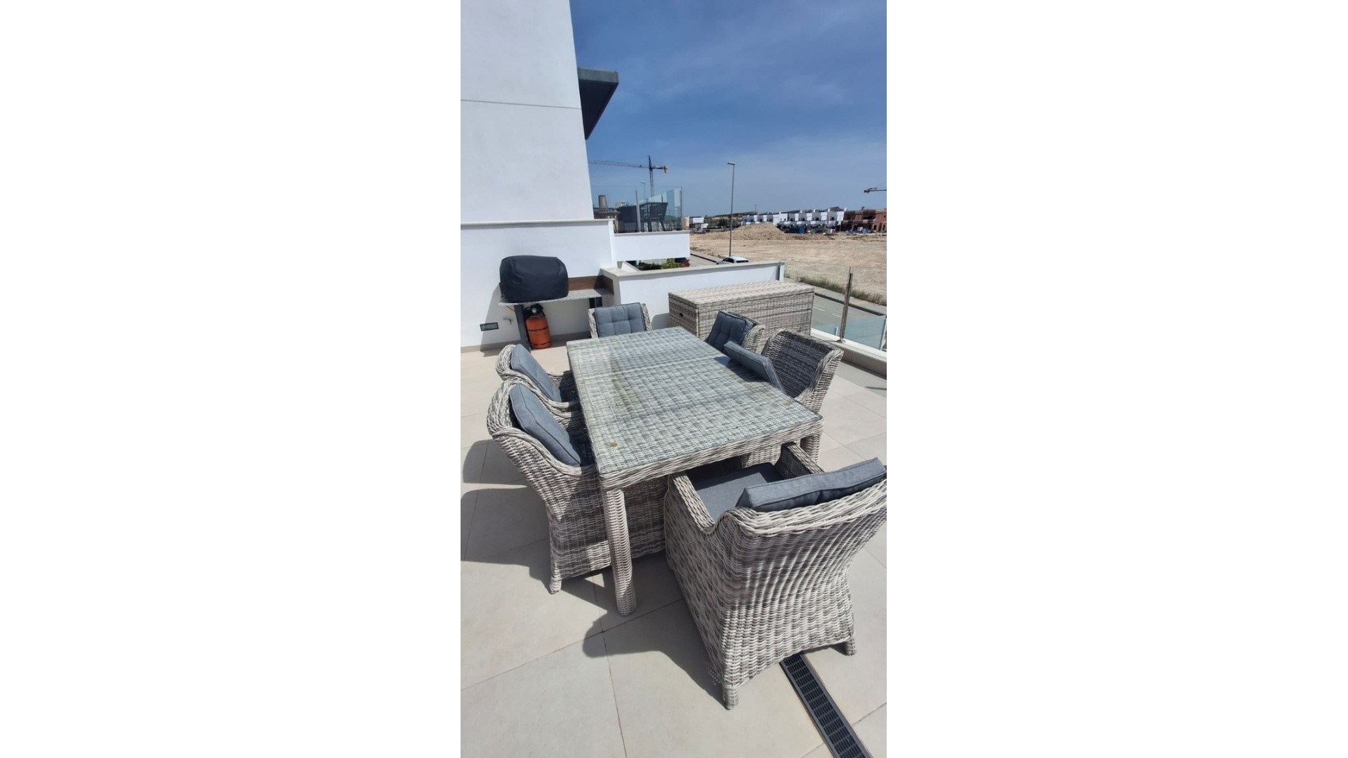 Återförsäljning - Villa - San Miguel de Salinas - Vistabella Golf