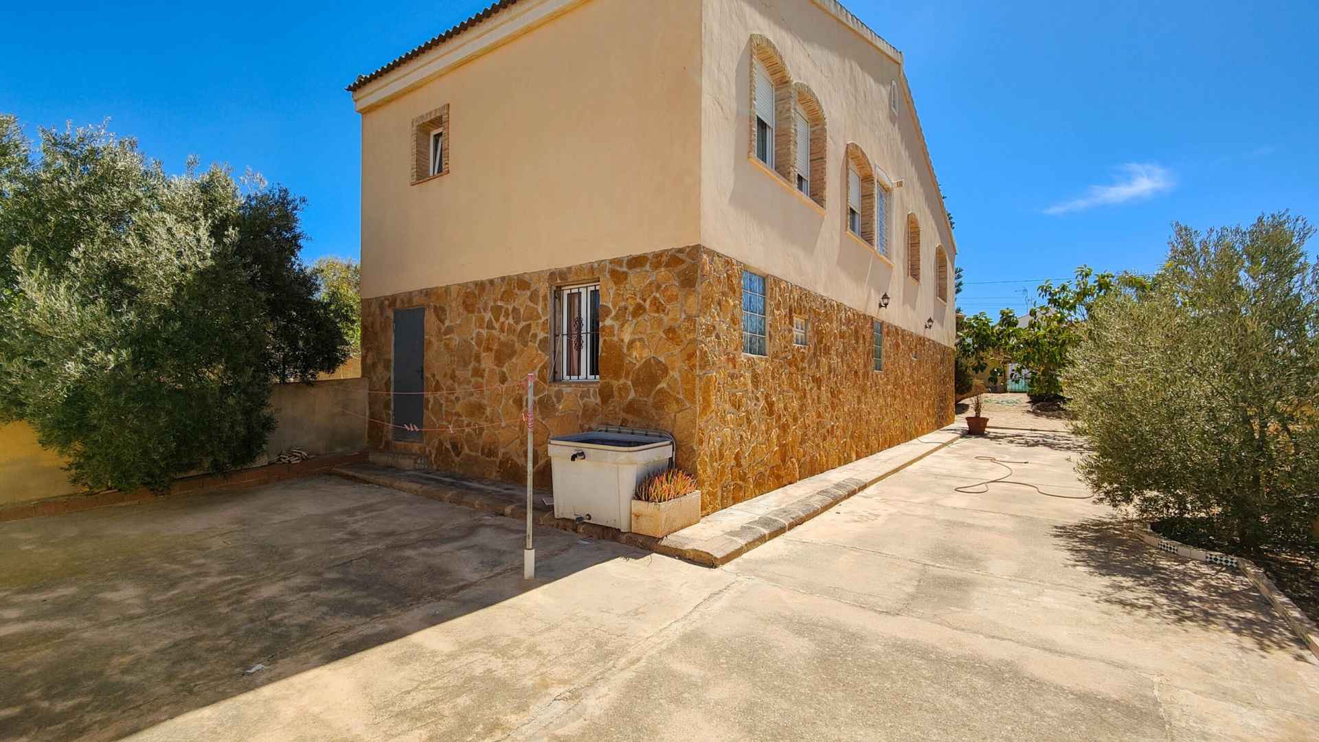 Återförsäljning - Villa - Torrevieja - Aguas Nuevas