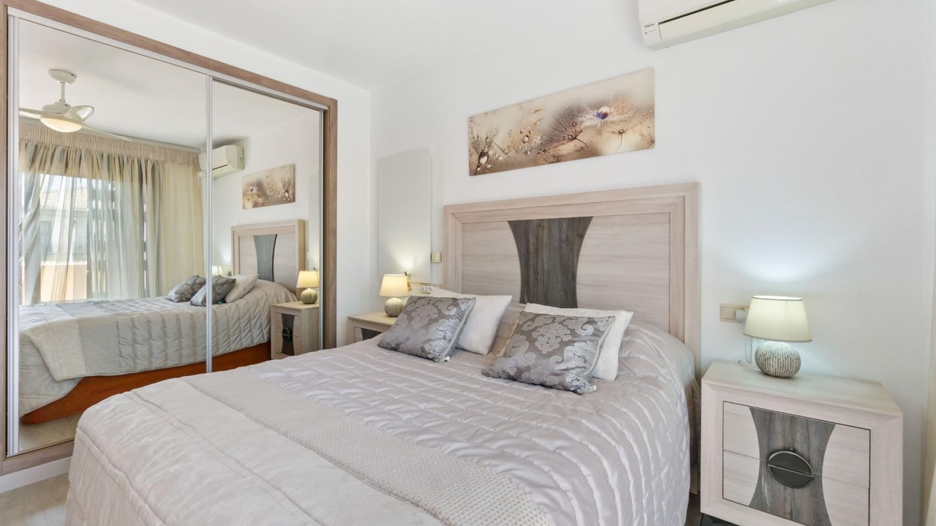 Återförsäljning - Villa - Torrevieja - Aguas Nuevas