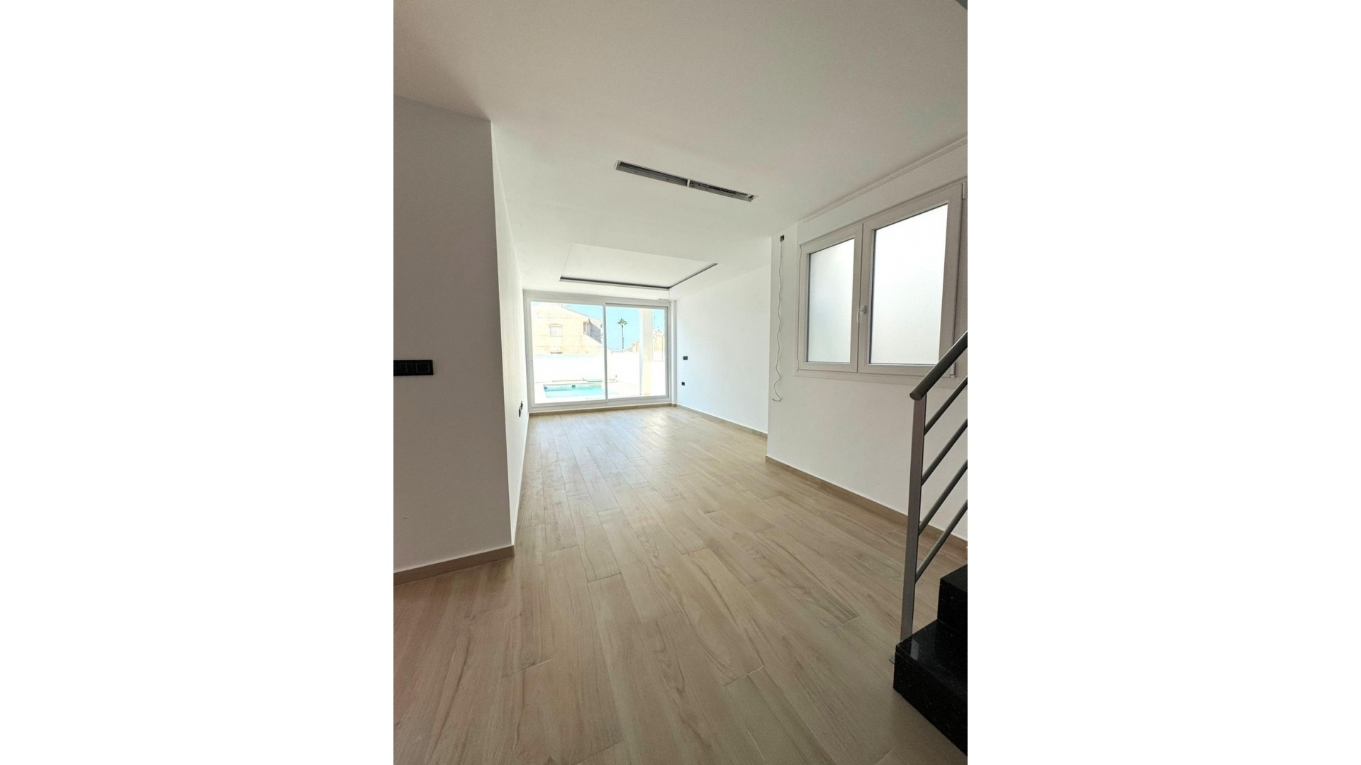 Återförsäljning - Villa - Torrevieja - Aguas Nuevas