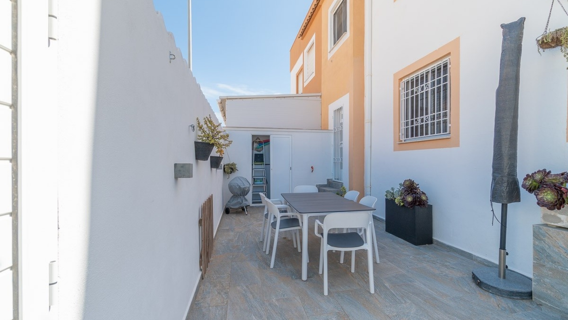 Återförsäljning - Villa - Torrevieja - altos del limonar