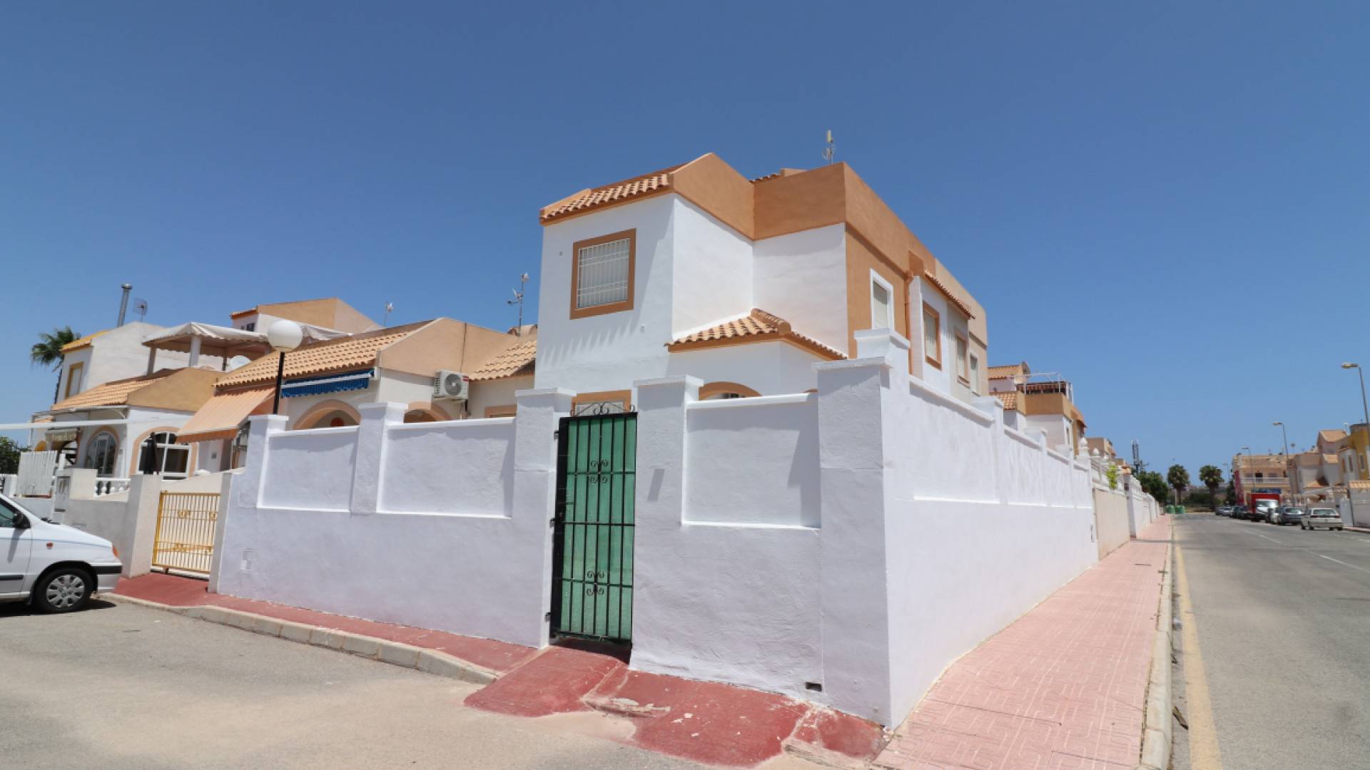 Återförsäljning - Villa - Torrevieja - altos del limonar