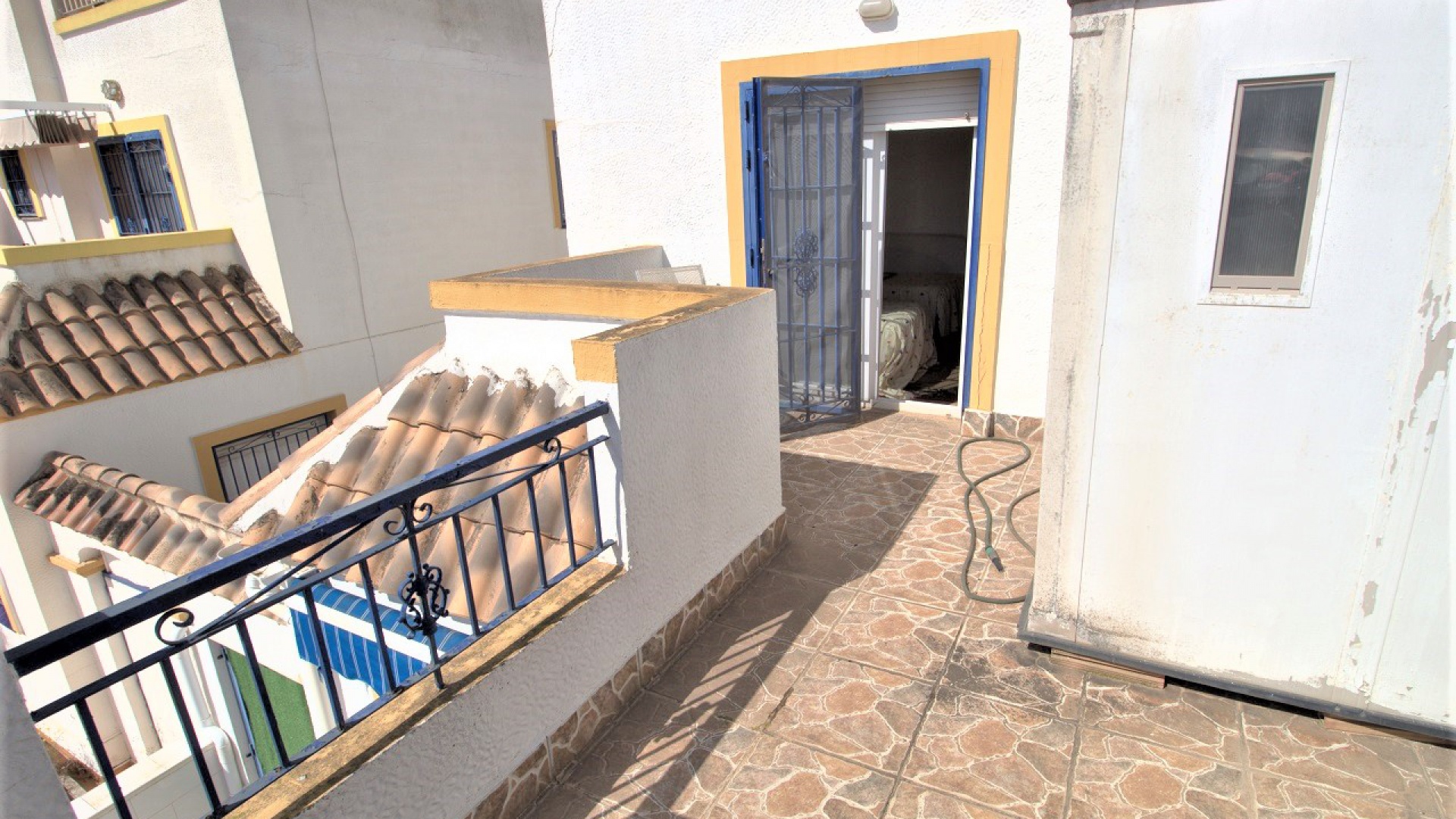 Återförsäljning - Villa - Torrevieja - jardin del mar