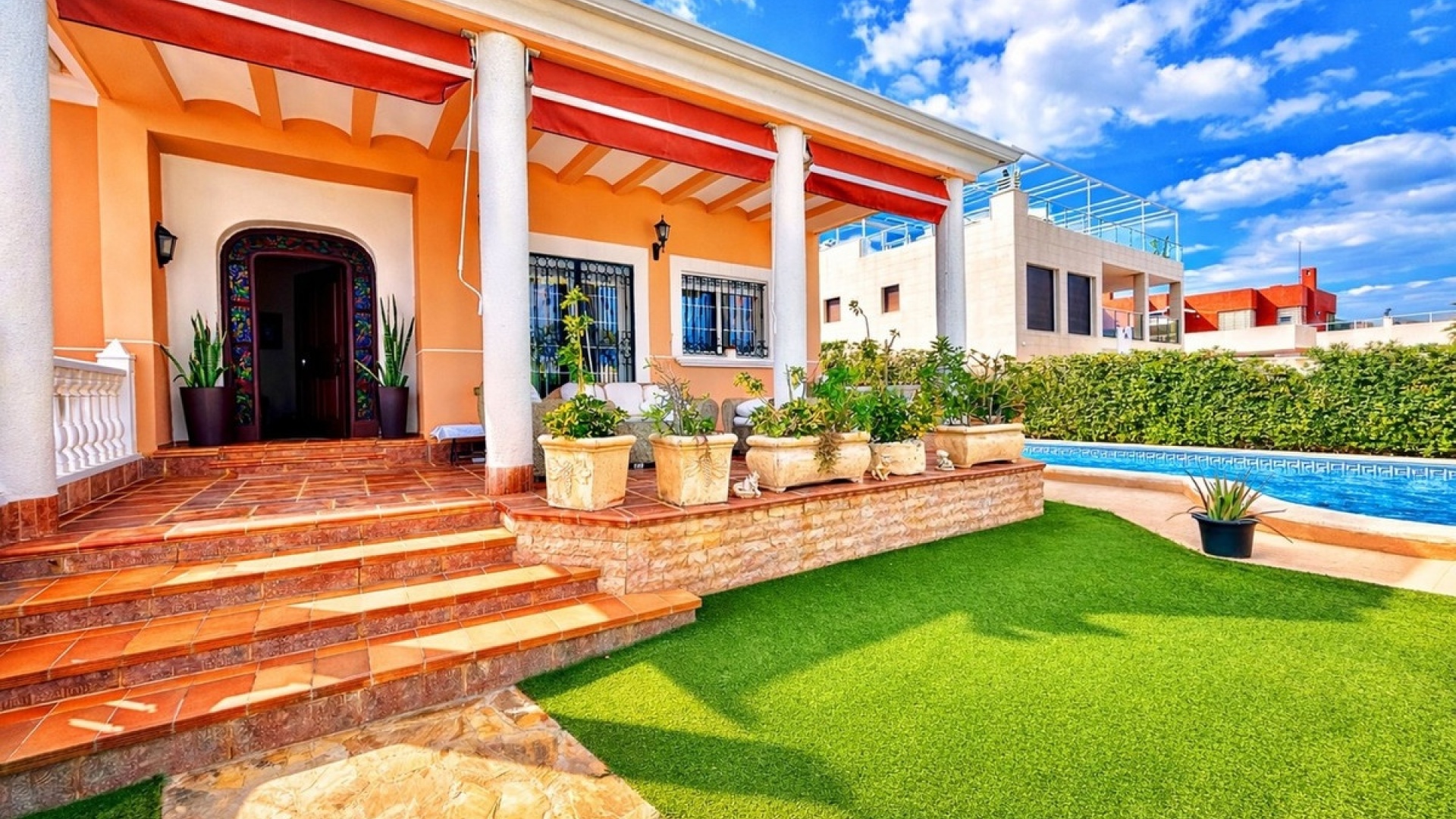 Återförsäljning - Villa - Torrevieja - La Mata