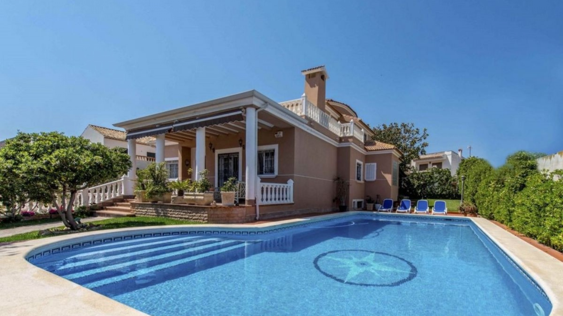 Återförsäljning - Villa - Torrevieja - La Mata