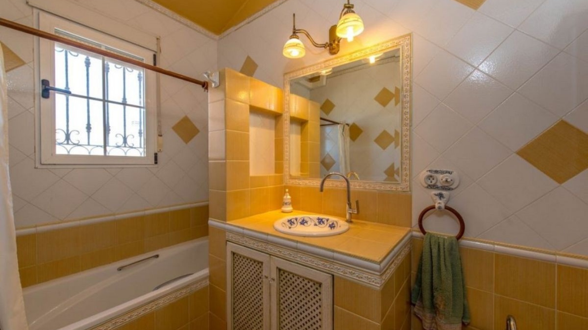 Återförsäljning - Villa - Torrevieja - La Mata