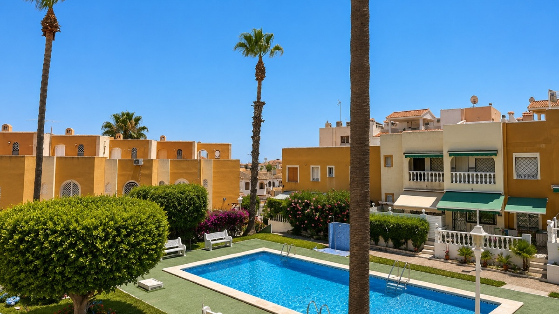 Återförsäljning - Villa - Torrevieja - La Mata