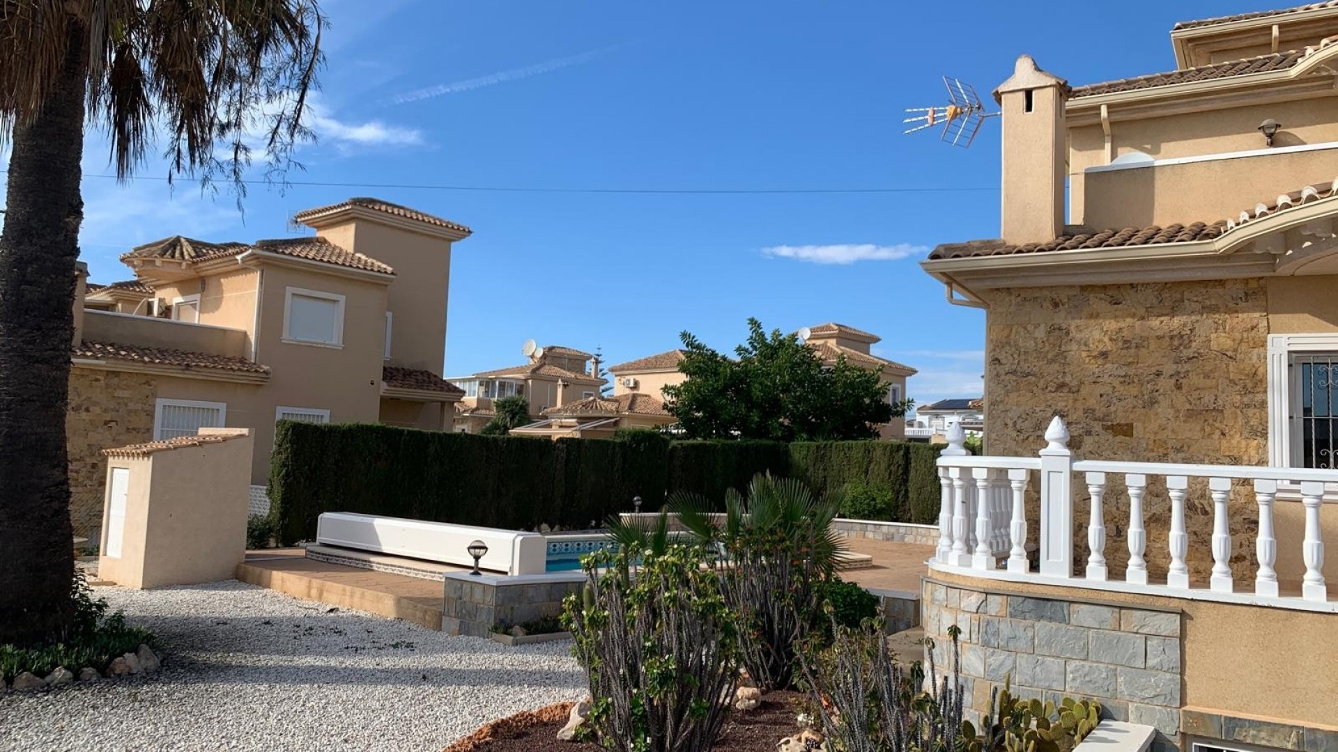 Återförsäljning - Villa - Torrevieja - La Siesta