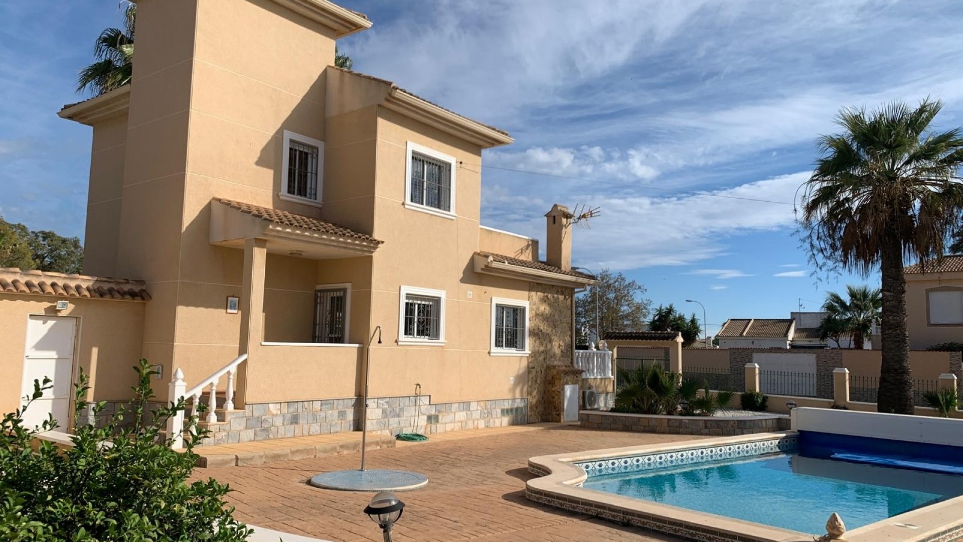 Återförsäljning - Villa - Torrevieja - La Siesta