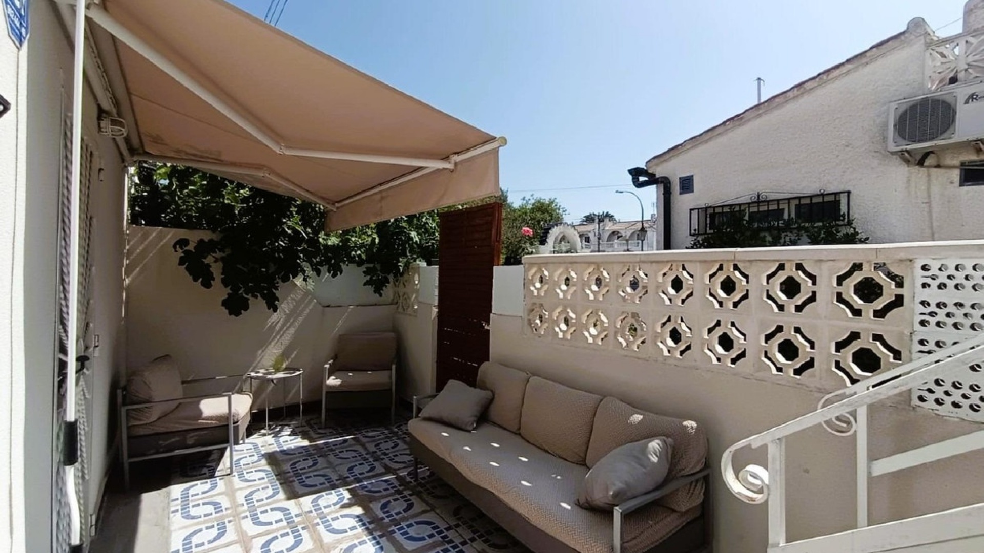 Återförsäljning - Villa - Torrevieja - La Siesta