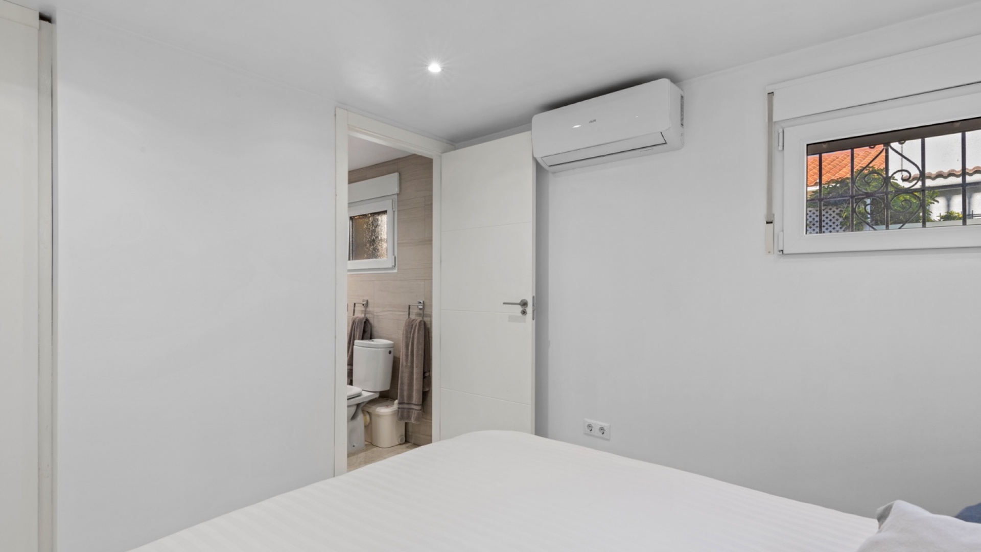 Återförsäljning - Villa - Torrevieja - Los Balcones