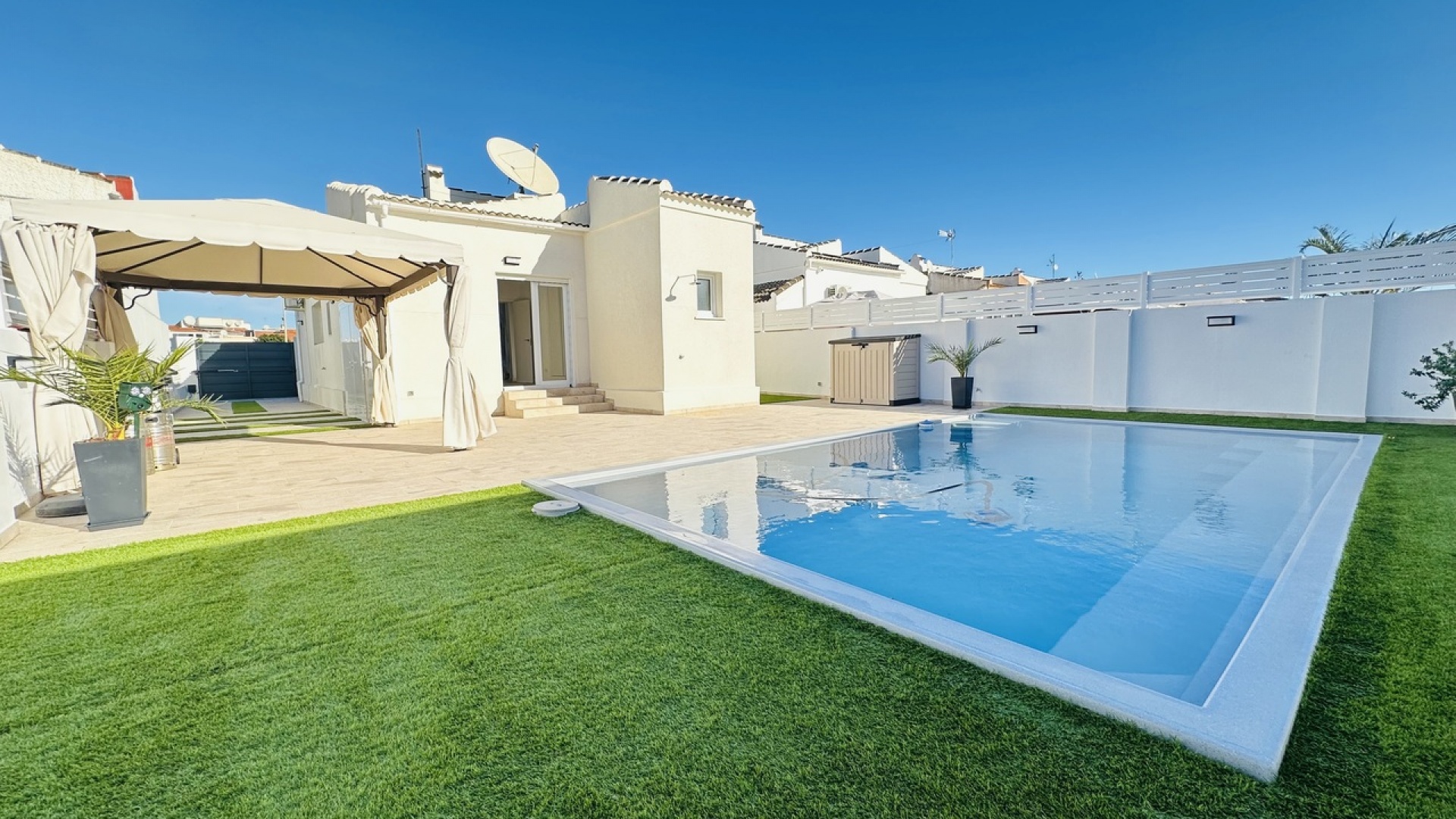 Återförsäljning - Villa - Torrevieja - san luis