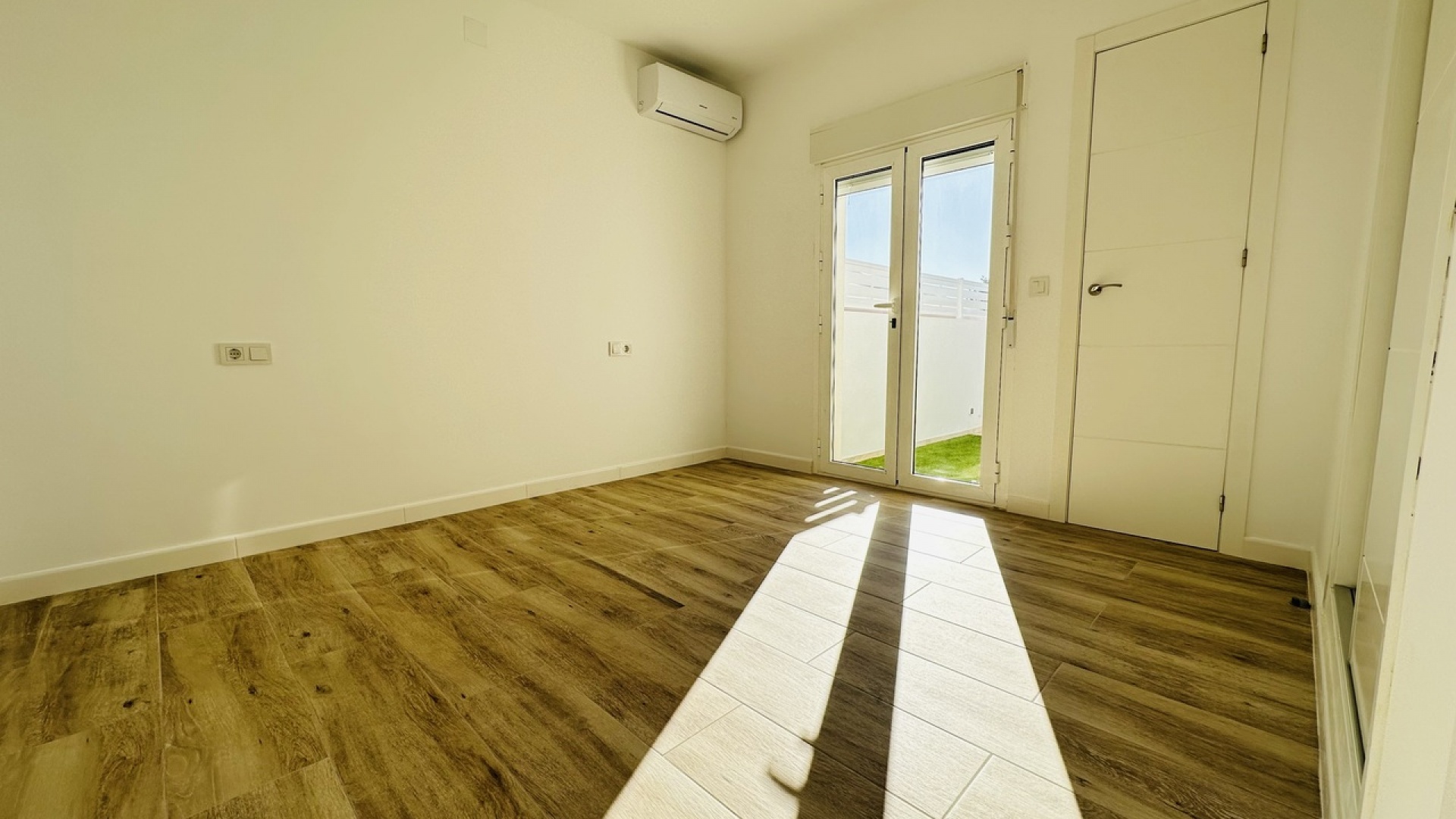 Återförsäljning - Villa - Torrevieja - san luis