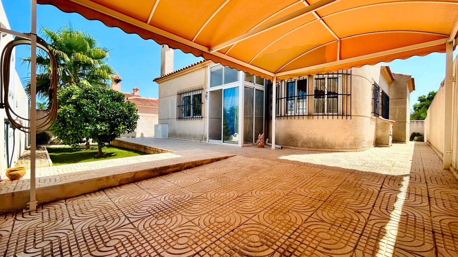 Återförsäljning - Villa - Torrevieja - san luis
